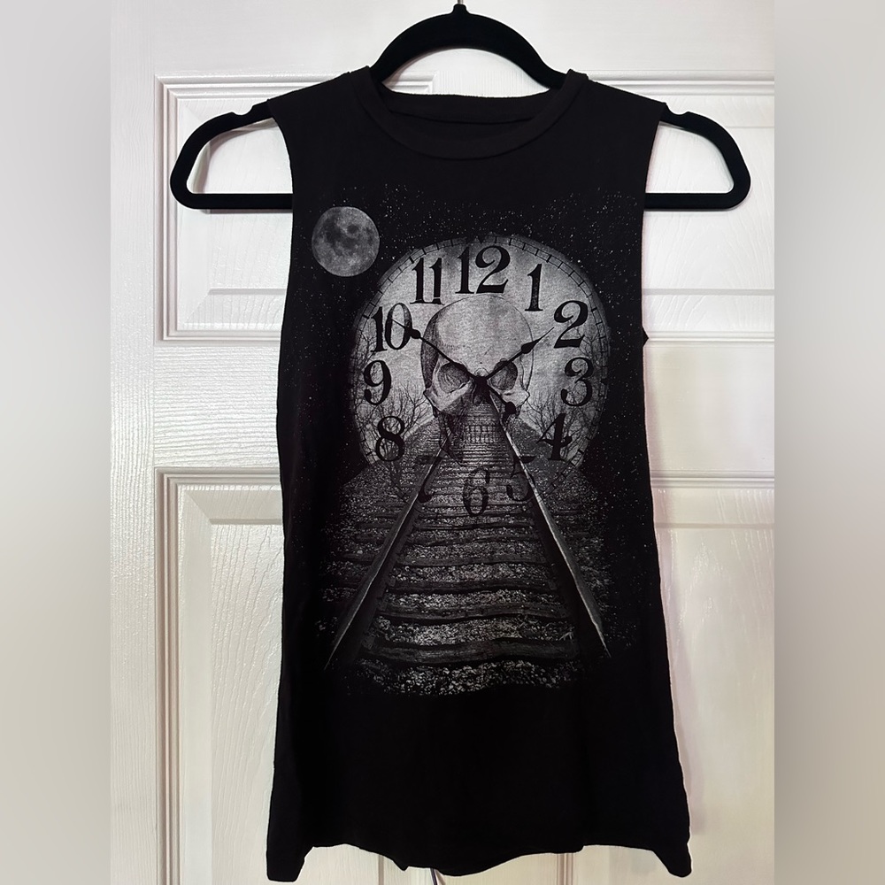 Skull Clock Railroad T-Shirt w/ Custom Corset Back (XS)